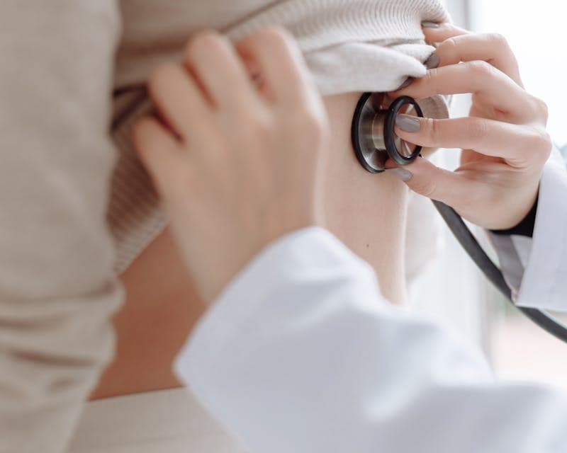 Espirometría Laboral: Detección Temprana de Enfermedades Respiratorias en el Trabajo